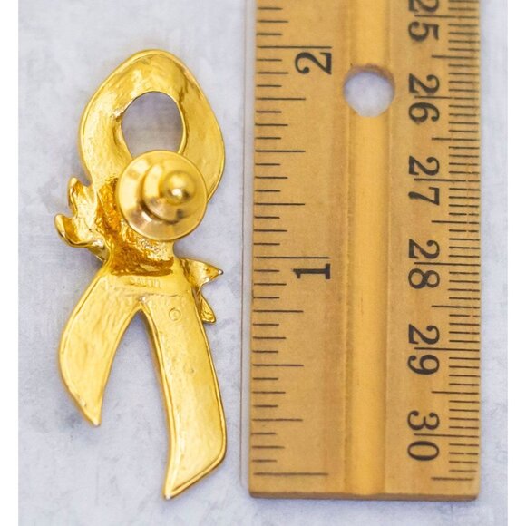 Vintage Cancer Awareness Pin, Pink Ribbon Pin, Pink Knot Pin, Made by Avon - C8 - Picture 2 of 2